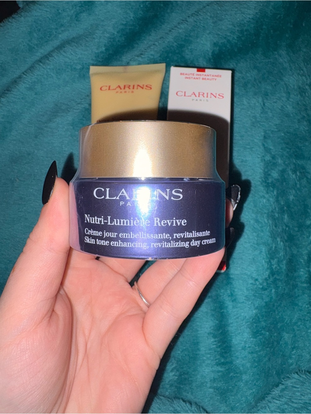 Clarins Paris Skincare Bundle - Picture 5 of 5